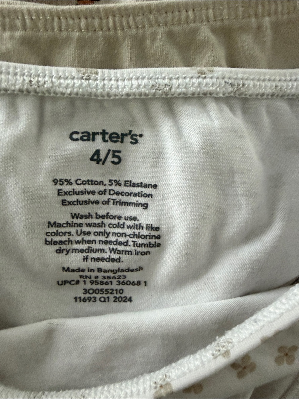 Carter’s 4/5 bundle - Picture 2 of 6